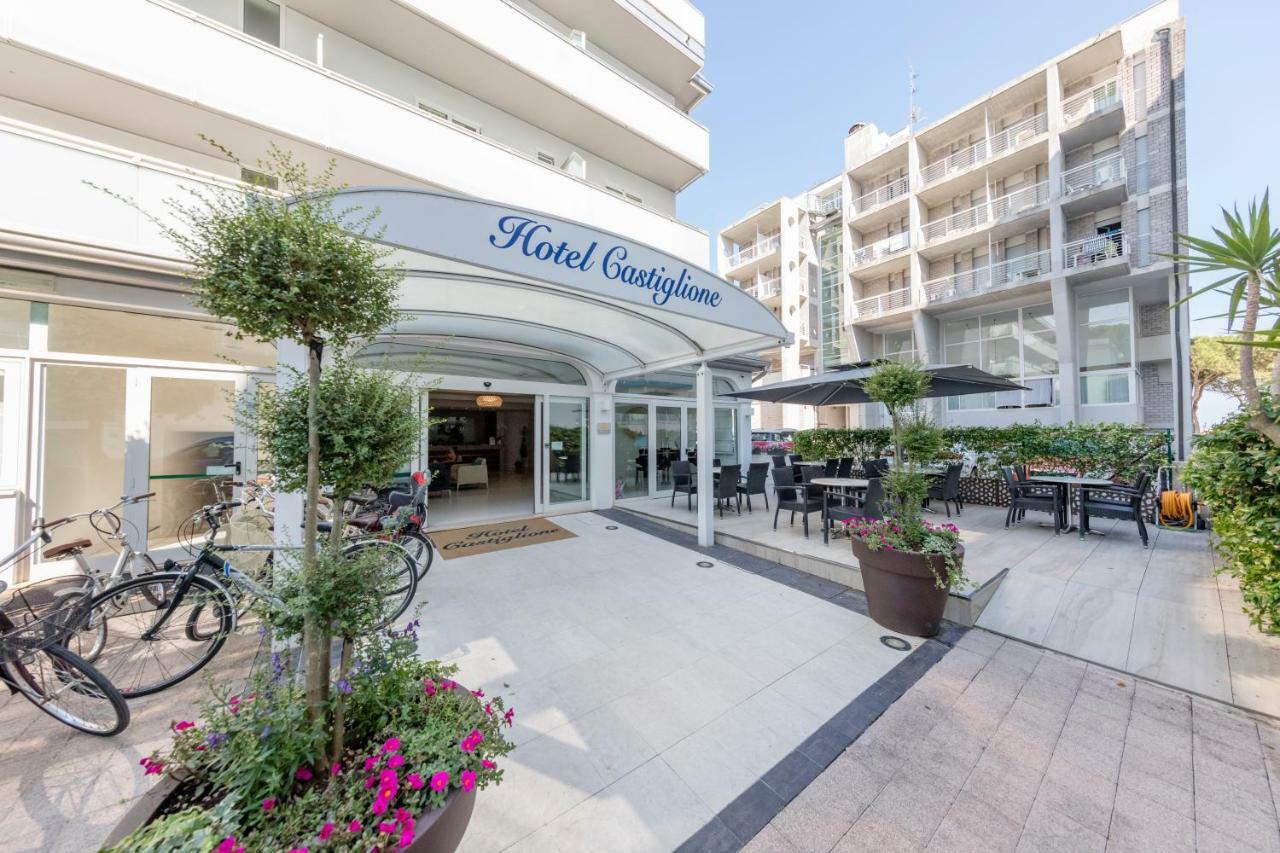 Hotel Castiglione Lignano Sabbiadoro Eksteriør billede